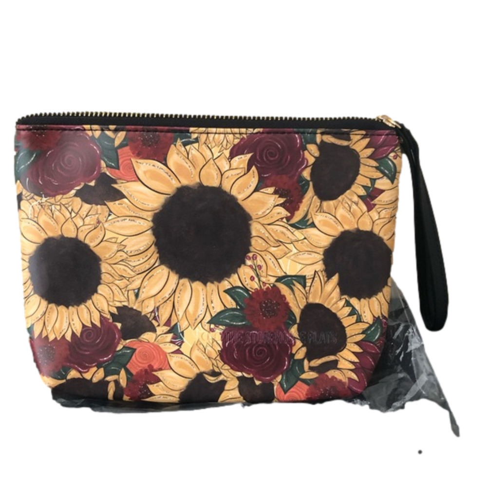 Storehouse Flats Wristlet, Brand New